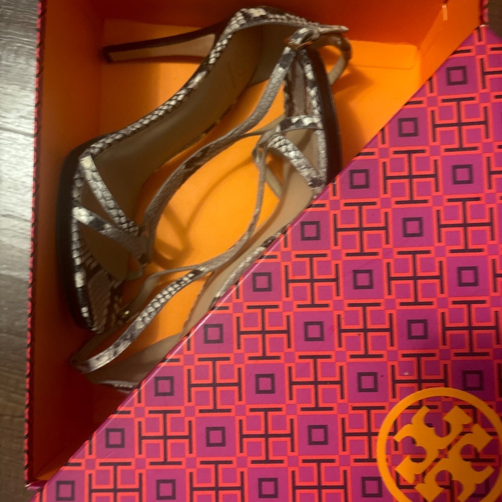 Tori Burch heels